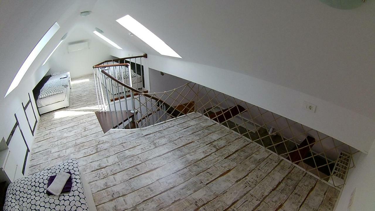 Apartma Jernej Apartment *